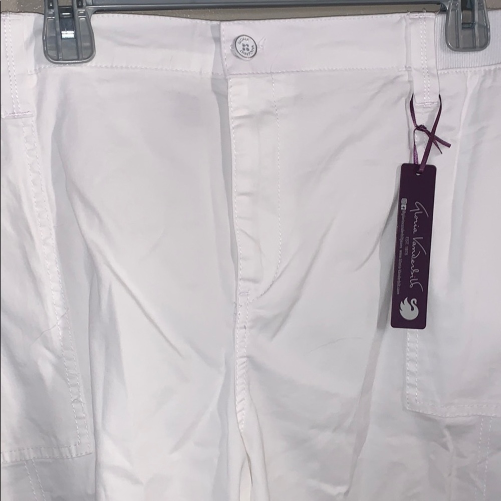 Gloria Vanderbilt white ribbed utility Capri - Picture 6 of 6